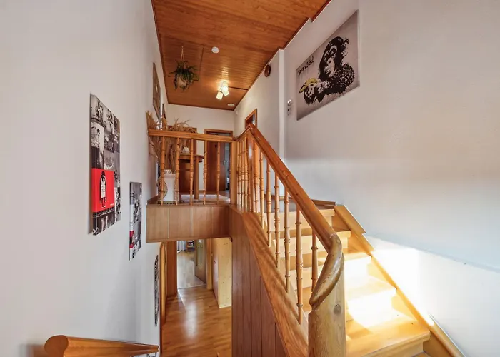 Sali Homes K39 Monte-carlo -spacious 6-bedroom With Terrace And Garden Views In Ideal For Groups Appartement *
